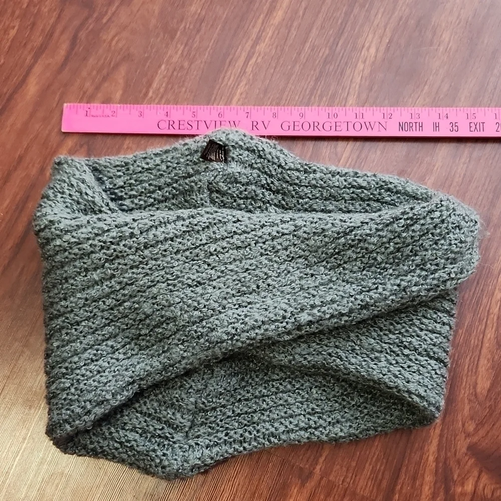 Do Everything In Love Scarf Knit Stretch Infinity Gray